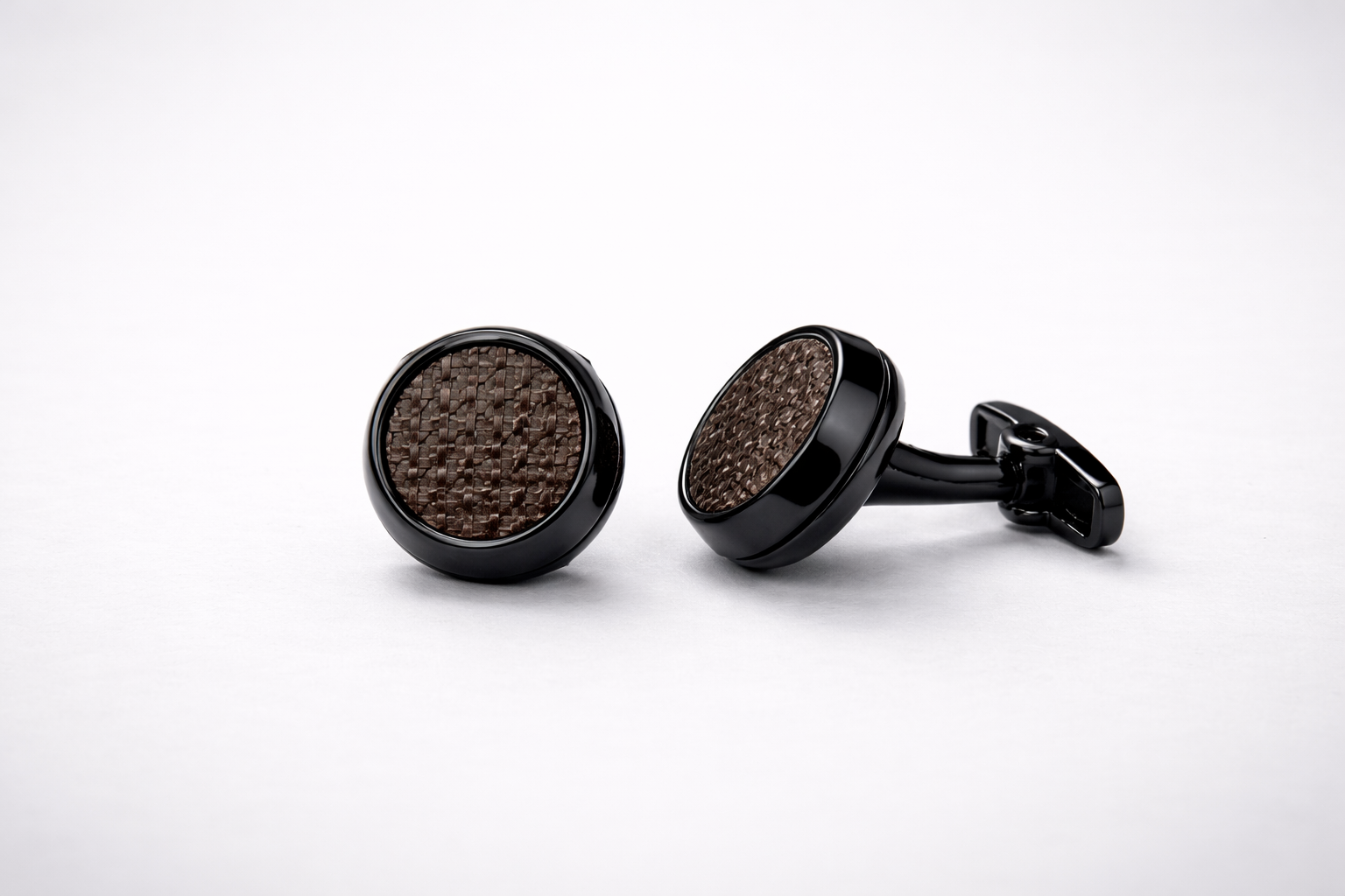Elegant gunmetal and carbon fibre cufflinks