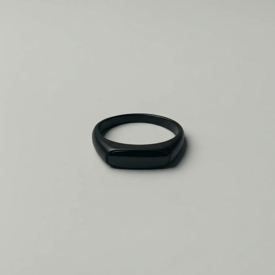 MOON LIGHT SILVER SIGNET RING
