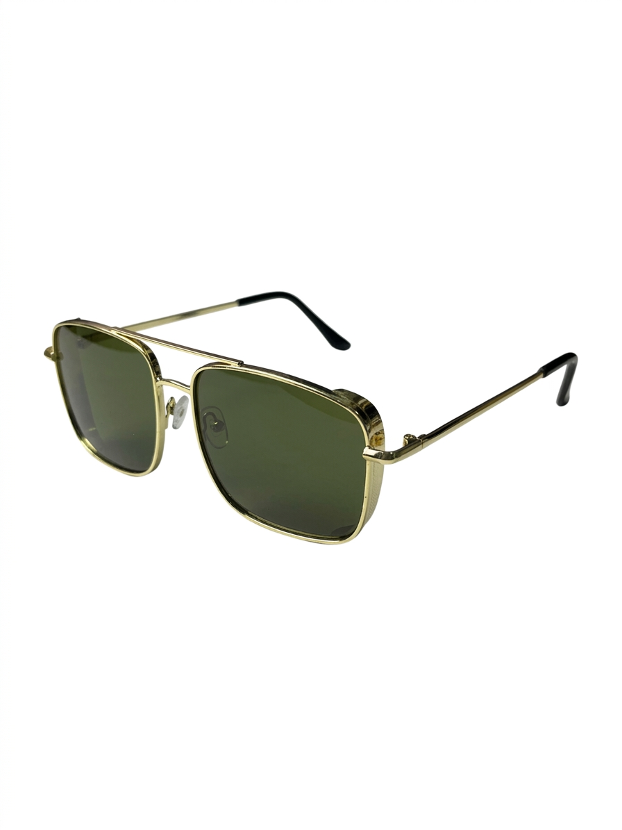 Aviator sunglasses with gold frame